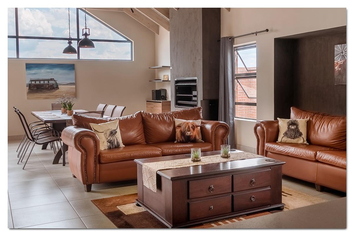 795 - Cloete's Nest (12) 795 - Cloete's Nest (12)