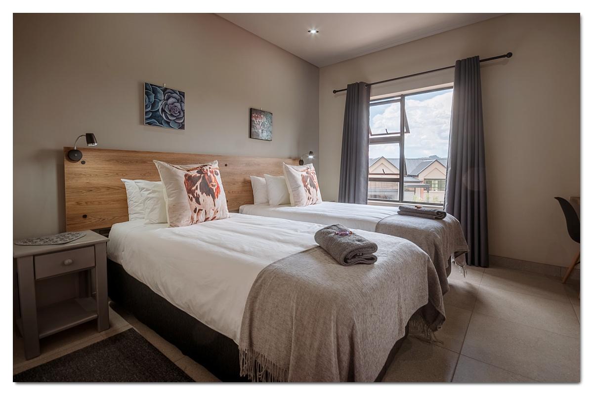795 - Cloete's Nest (5) 795 - Cloete's Nest (5)